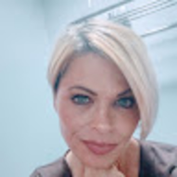 Meet your Posher, Chi - Picture 1 of 1